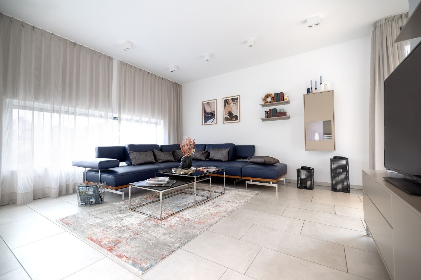 DESIGN UND ANTIKE TRIFFT AUF MODERNE ARCHITEKTUR