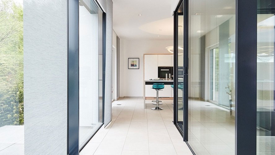 Architektonisches Juwel mit privatem Innenhof: Atriumhaus in Lichtenrade