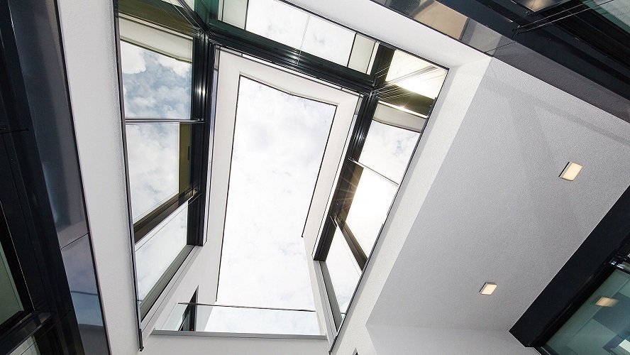 Architektonisches Juwel mit privatem Innenhof: Atriumhaus in Lichtenrade