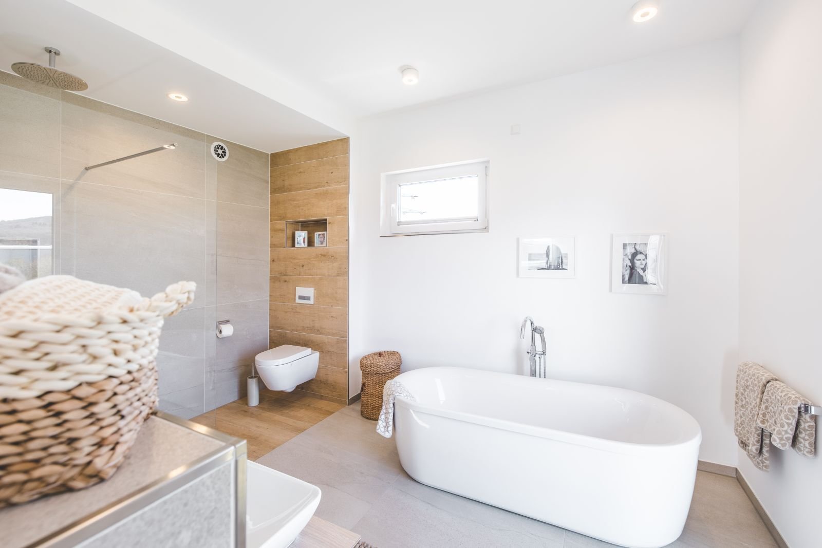 NATUR PUR, STATT BETONWÜSTE - WOHNEN IN DER GRÜNEN SIEDLUNG