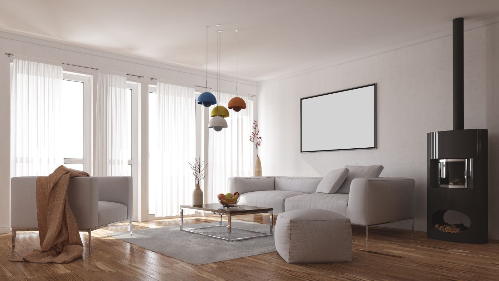 Vom Essbereich führt der Weg zur überdachten Terrasse.