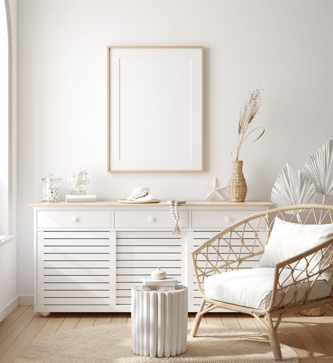 Vom Flur führt der Weg in den Wohnbereich – erst dort öffnet sich das Haus.