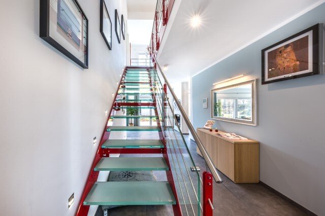 EXKLUSIVES DESIGNHAUS - MODERN. HELL. GROßZÜGIG