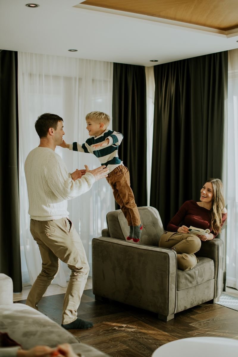 Privateroom für die Eltern - 3 Bäder - Gäste- Arbeitszimmer - 2 Kinderzimmer.....