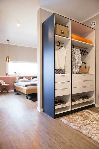 Ankleide- und Schlafzimmer Ankleide- und Schlafzimmer